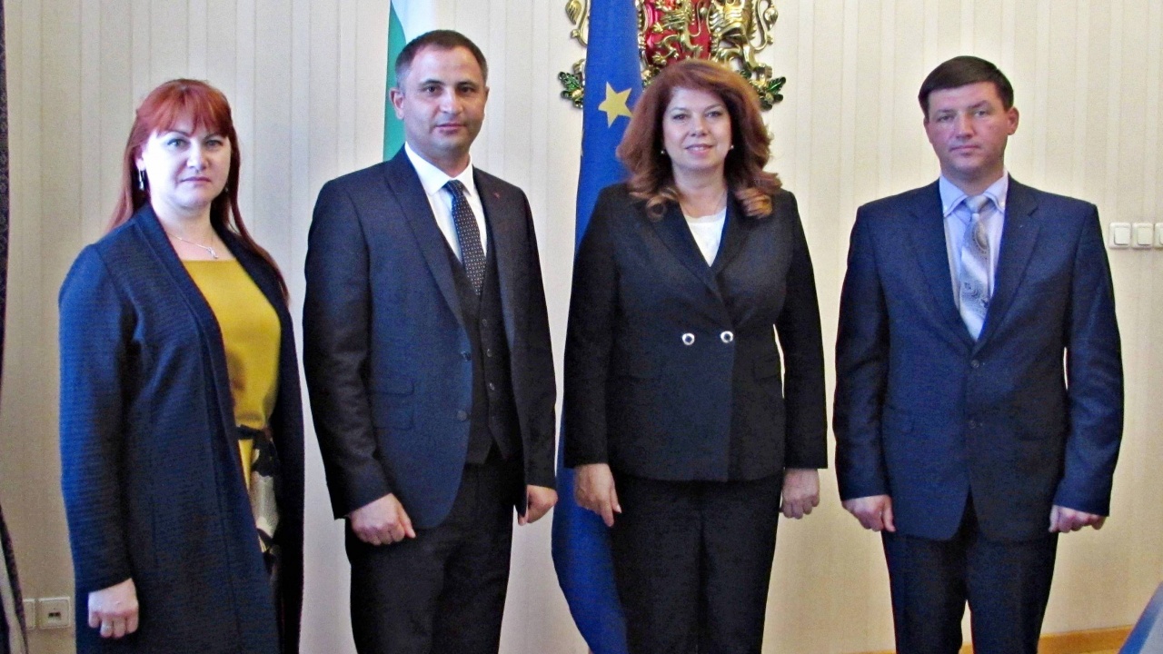 Възможности за съвместни проекти обсъдиха вицепрезидентът Йотова и кметът на Болград