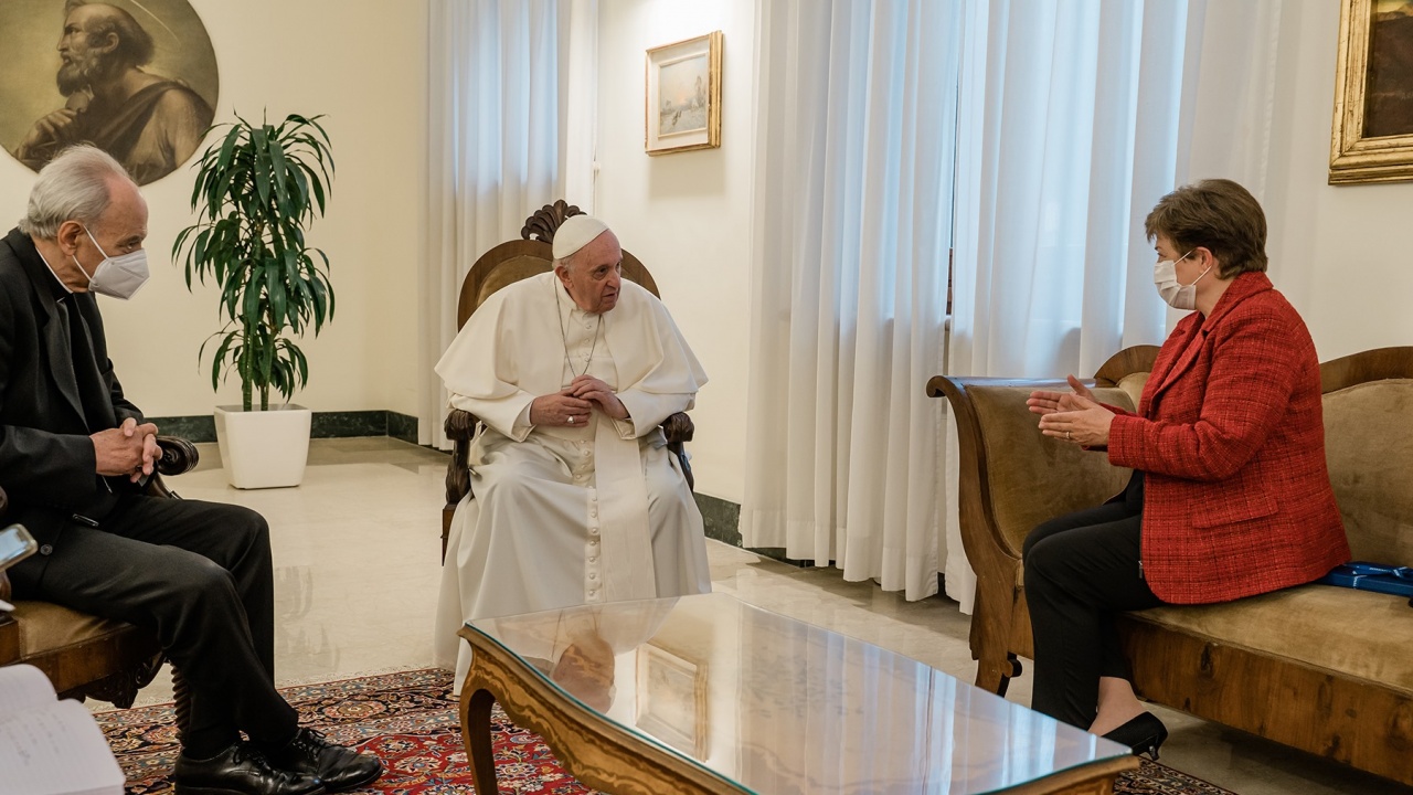 Кристалина Георгиева се срещна с папата