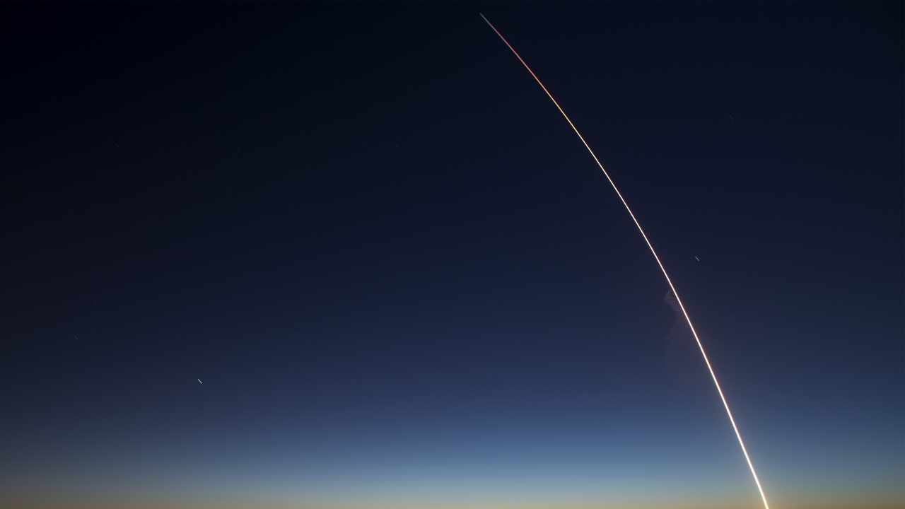 SpaceX изстреля 54 микросателити Starlink