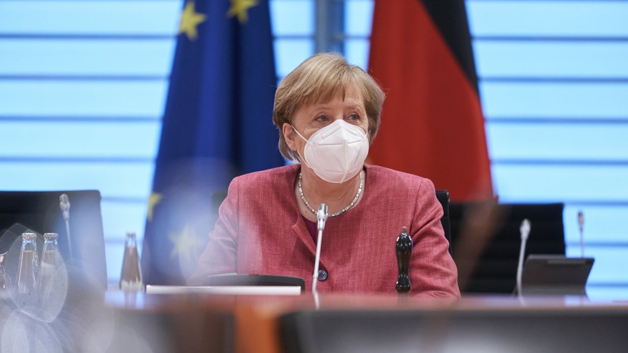 Меркел иска историята да я помни с това, че не е била мързелива