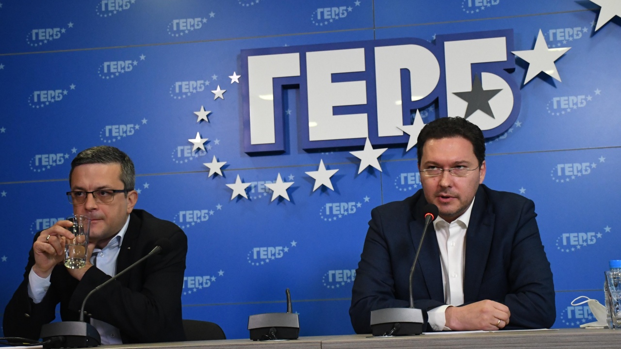 ГЕРБ коментираха политическите подслушвания, знаят защо Радев и Рашков погват службите