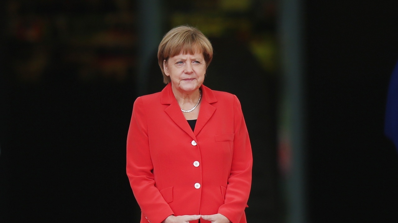 Меркел предупреди да не се допускат прояви на расизъм в Германия