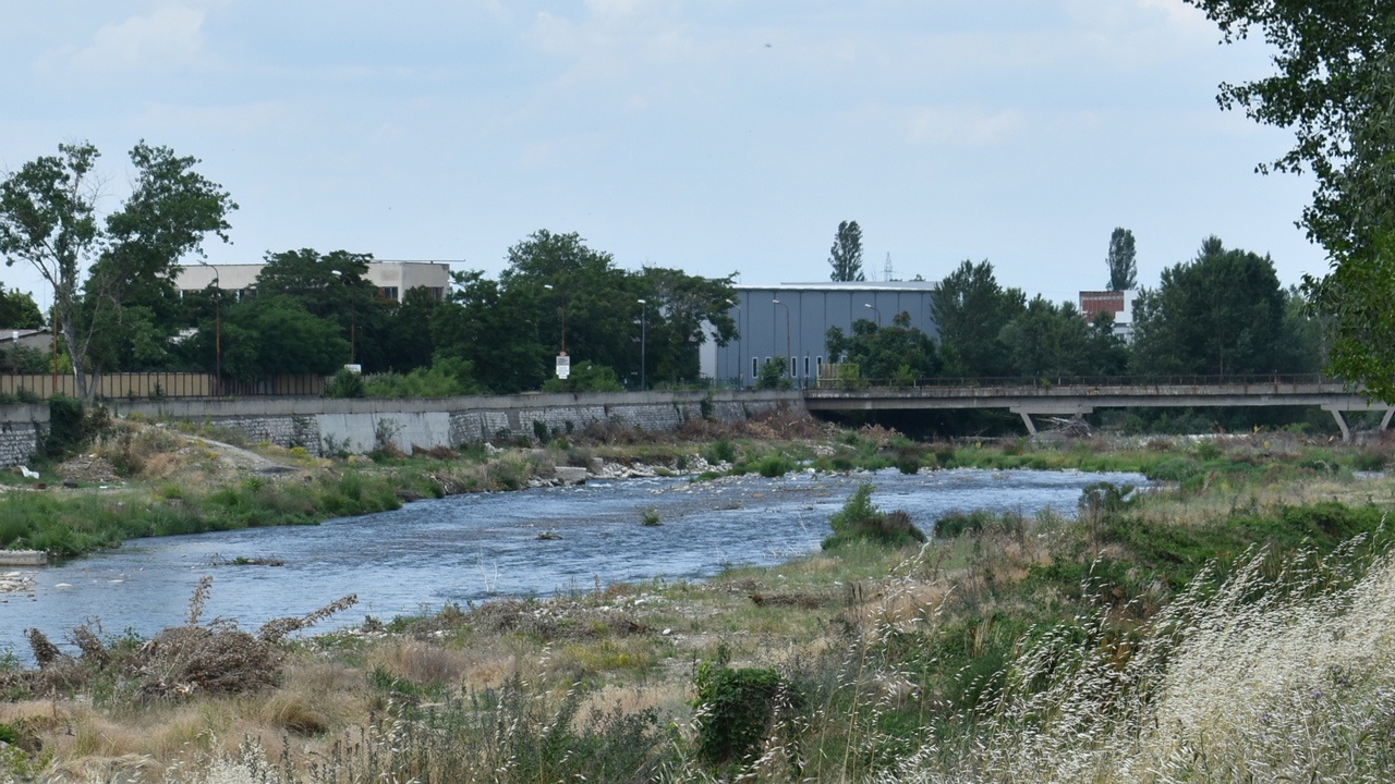 Забранява се къпането, плуването и спортуването в неохраняеми водни площи в Асеновград