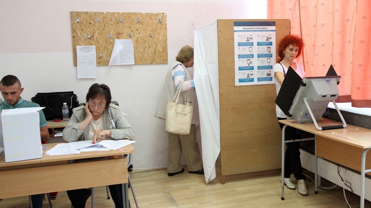 Изтече срокът, в който партиите и коалициите можеха да се регистрират за вота на 11 юли