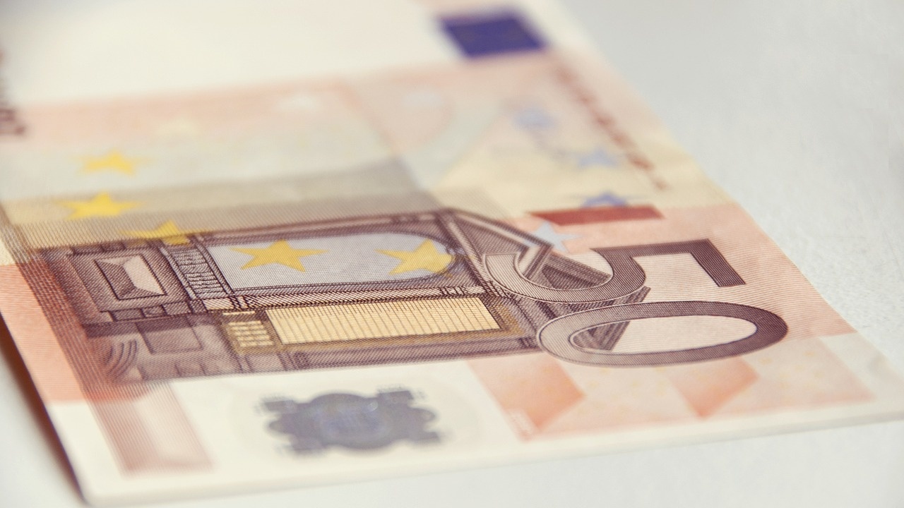 Експерт: Електронното евро може да промени кардинално банковата система