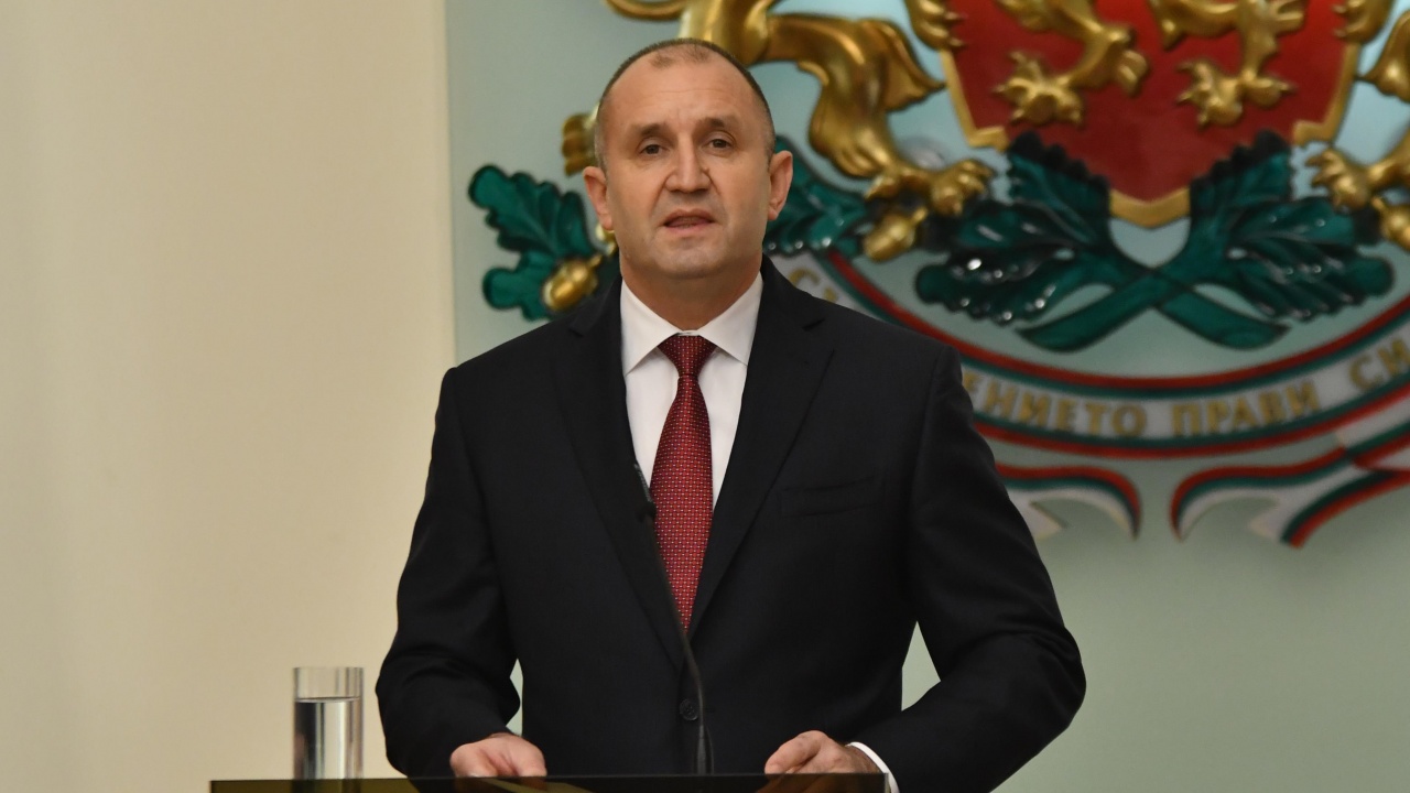 Румен Радев: Ще поканим и македонски ученици да почиват у нас