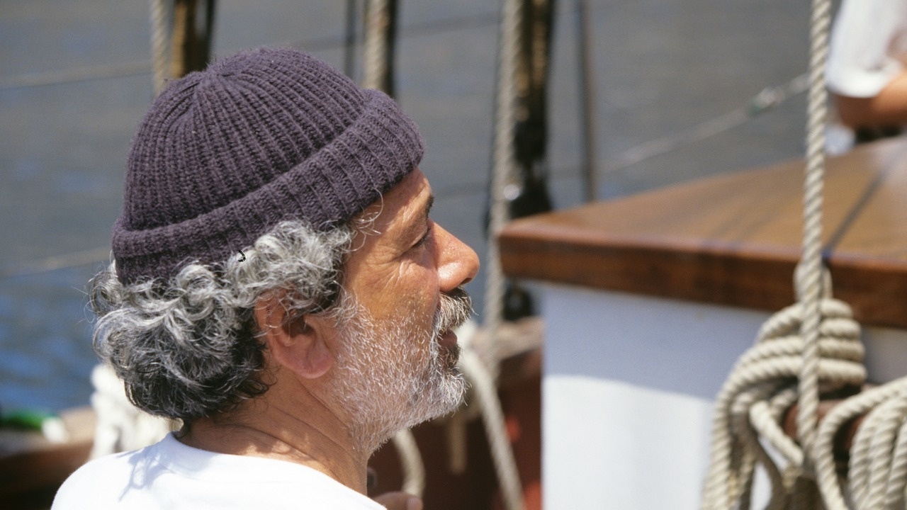 Моряците в Гърция отложиха стачката си за 10 юни