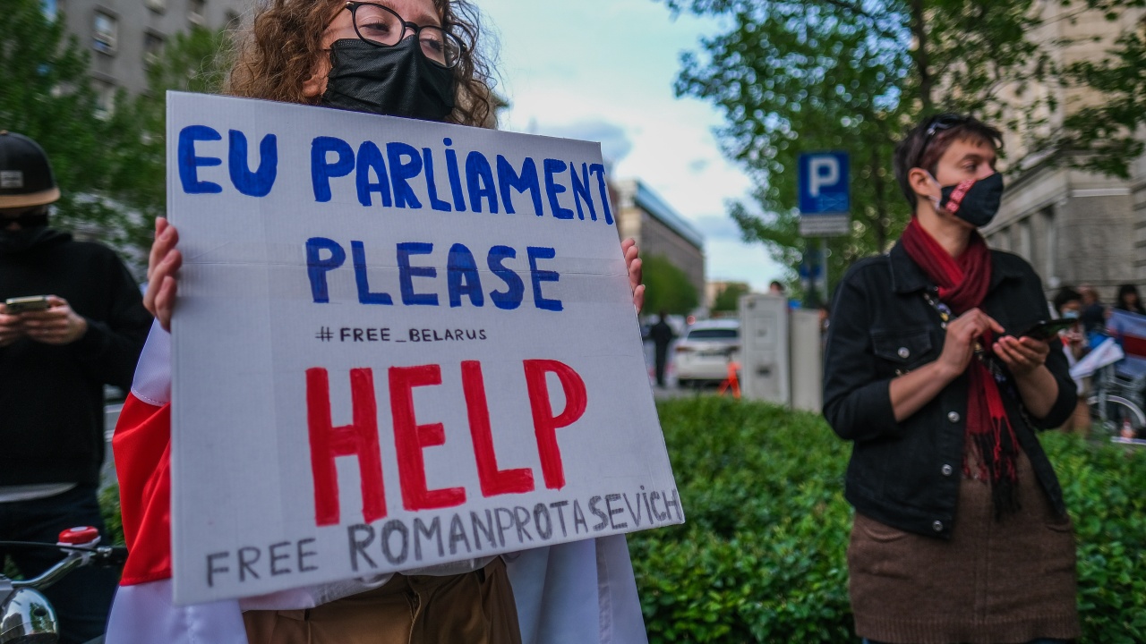 Беларуската телевизия излъчи запис с разпит на Роман Протасевич