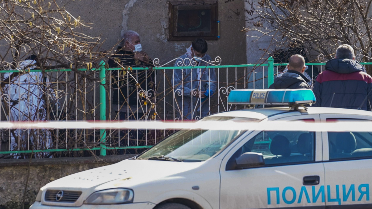 Варненско: Мъж задуши баща си до смърт при скандал 