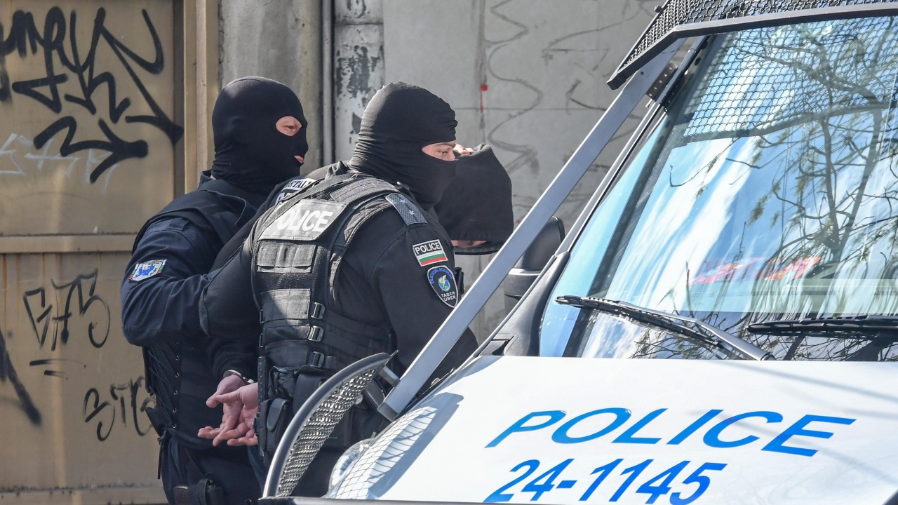 ДАНС нахлу в спецпрокуратурата, ГДБОП и националната полиция