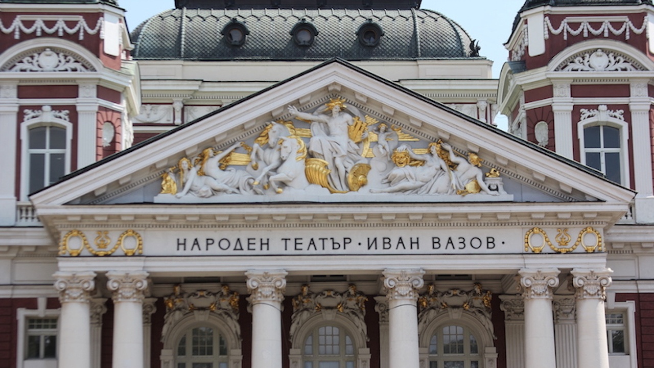 Народният театър тръгва на турне в 11 български града