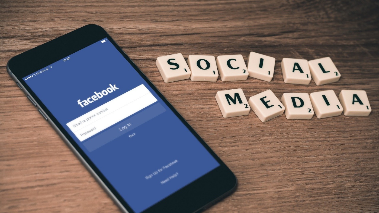 Русия наложи високи глоби на Фейсбук и Телеграм заради забранено съдържание