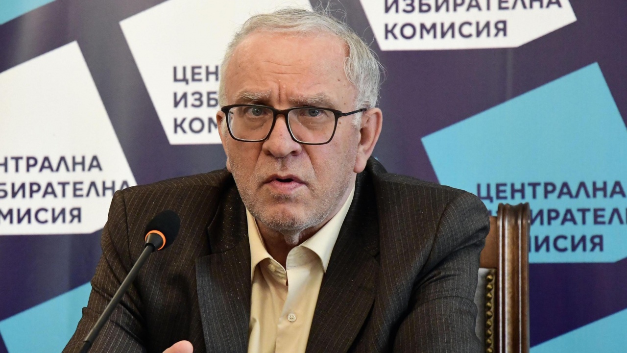 ЦИК: В най-лошия случай няма да достигат 50 машини