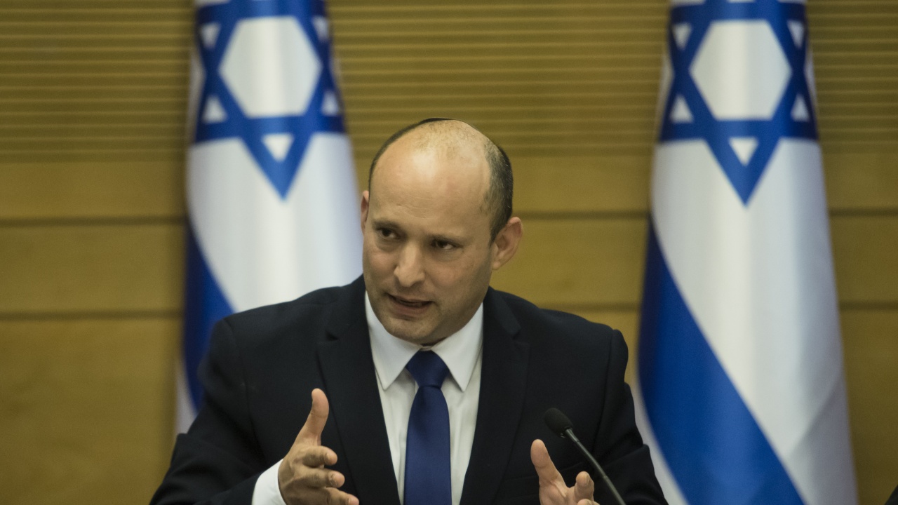 Нафтали Бенет положи клетва като нов премиер на Израел