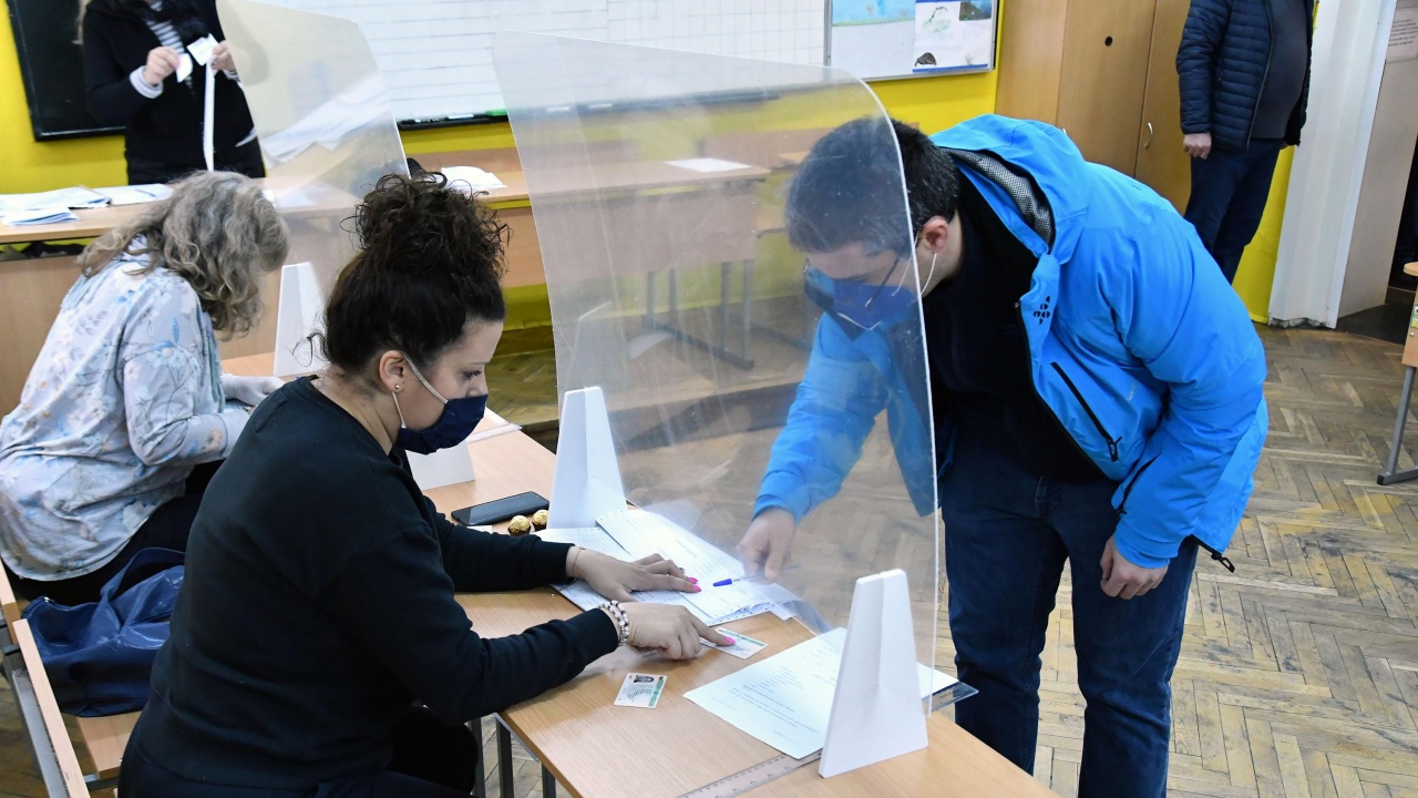 МВнР ще предостави утре информация за организацията на изборите зад граница