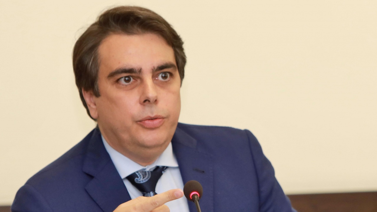 Финансовият министър: Ананиев е нарушил закона, прокуратурата да се самосезира