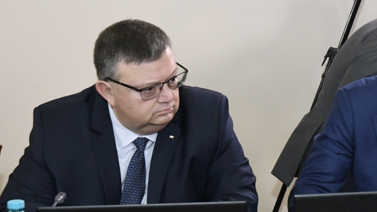 Цацаров отговори на Рашков за проверката на недекларирани имоти