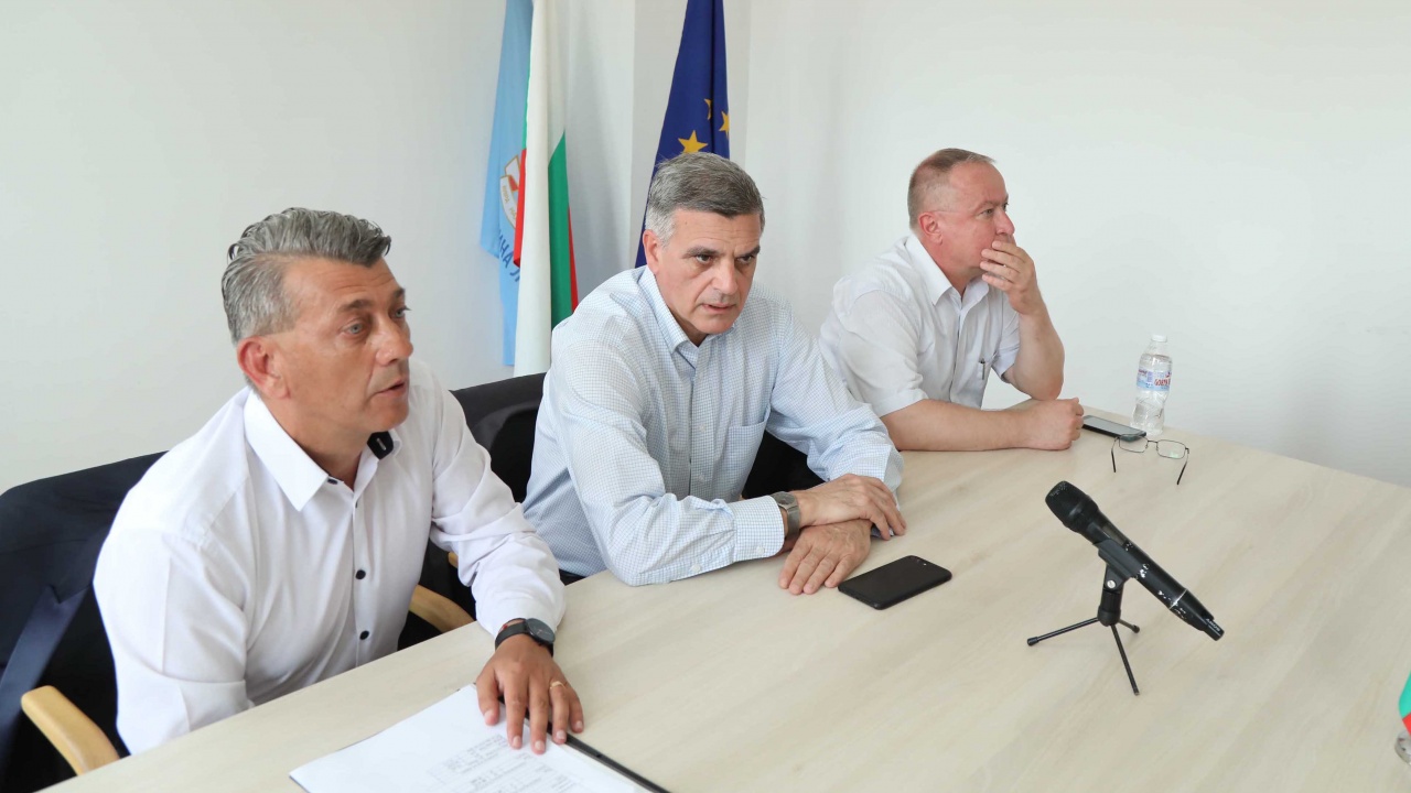 Стефан Янев: Правителството има решение за проблема с инфраструктурните поражения в Лом