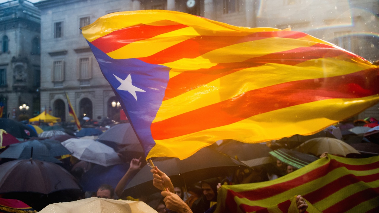 Защо Испания помилва деветимата каталунски  сепаратисти?