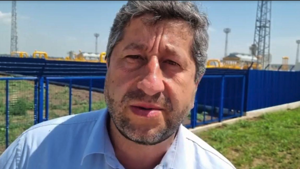 Христо Иванов: Служебното правителство да не заобикаля на пръсти Доган