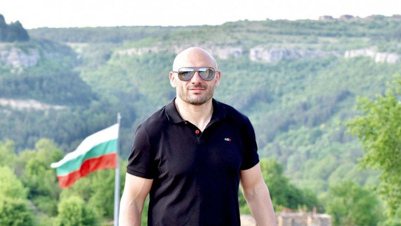 Стъки: Г-н Трифонов, Вие показахте безсилие и неспособност да бъдете добър управленец