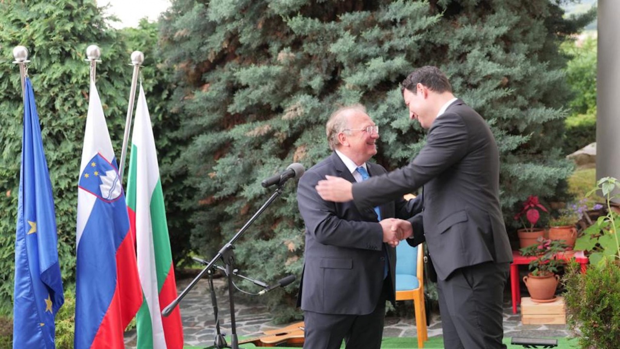   Министър Светлан Стоев поздрави Словения по случай началото на европейското й председателство   
