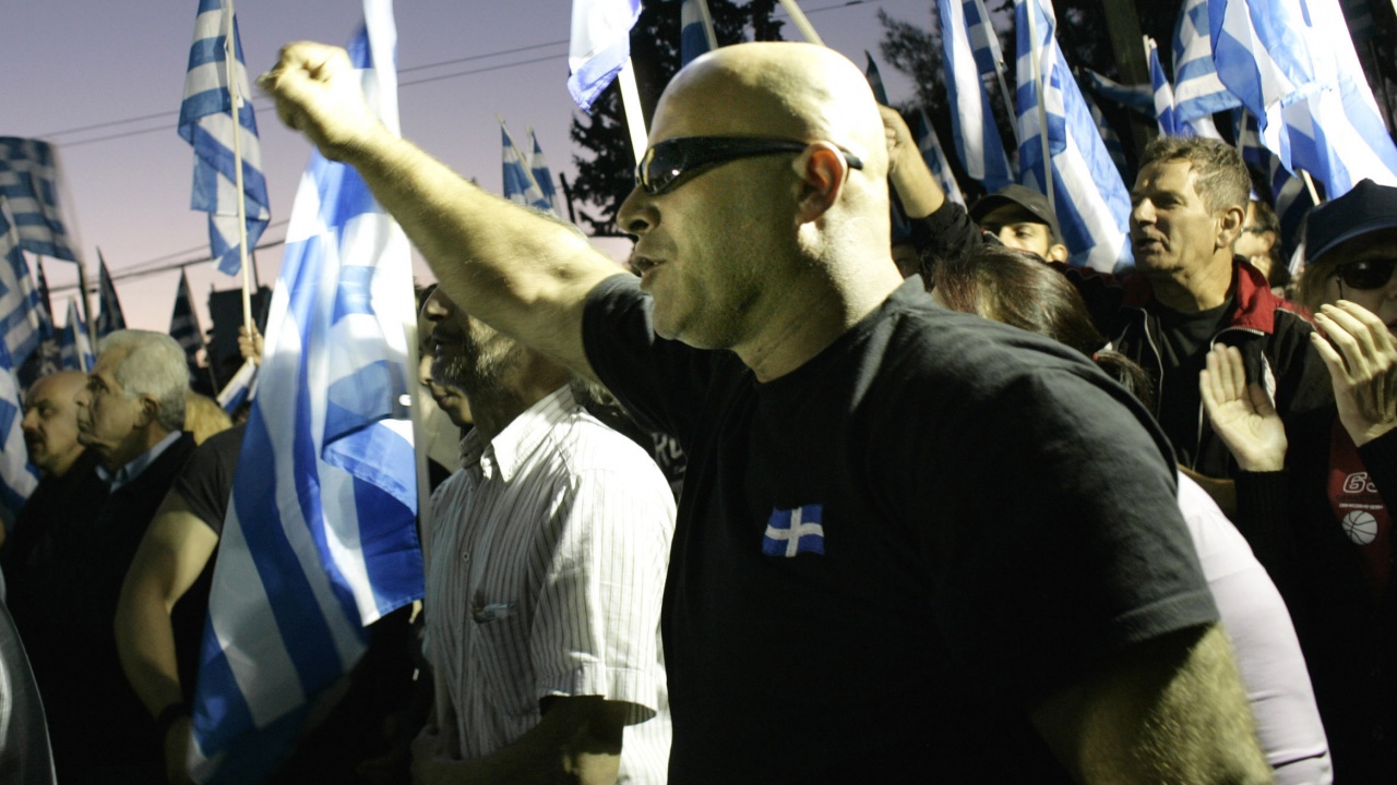 Арестуваха неонацист номер 2 в Гърция