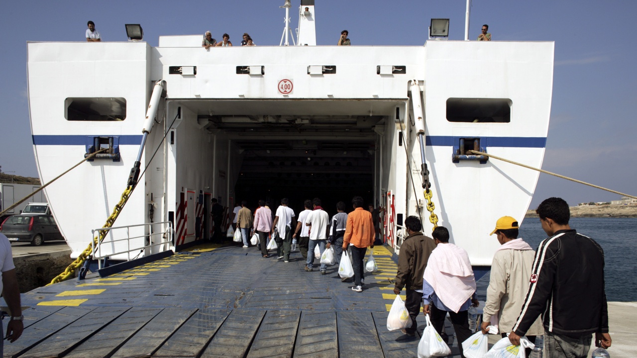 "Лекари без граници" осъди конфискуването в Италия на кораб за спасяване на мигранти
