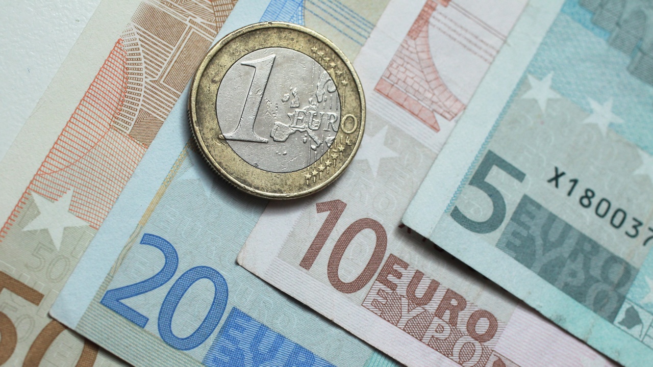 ЕК: Широка подкрепа за еврото в държавите членки извън еврозоната