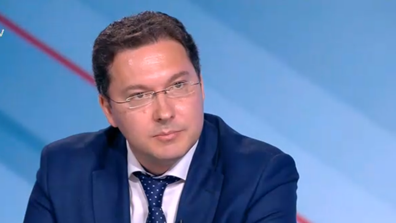 Даниел Митов: Рашков е параван за купуването на гласове от другите партии