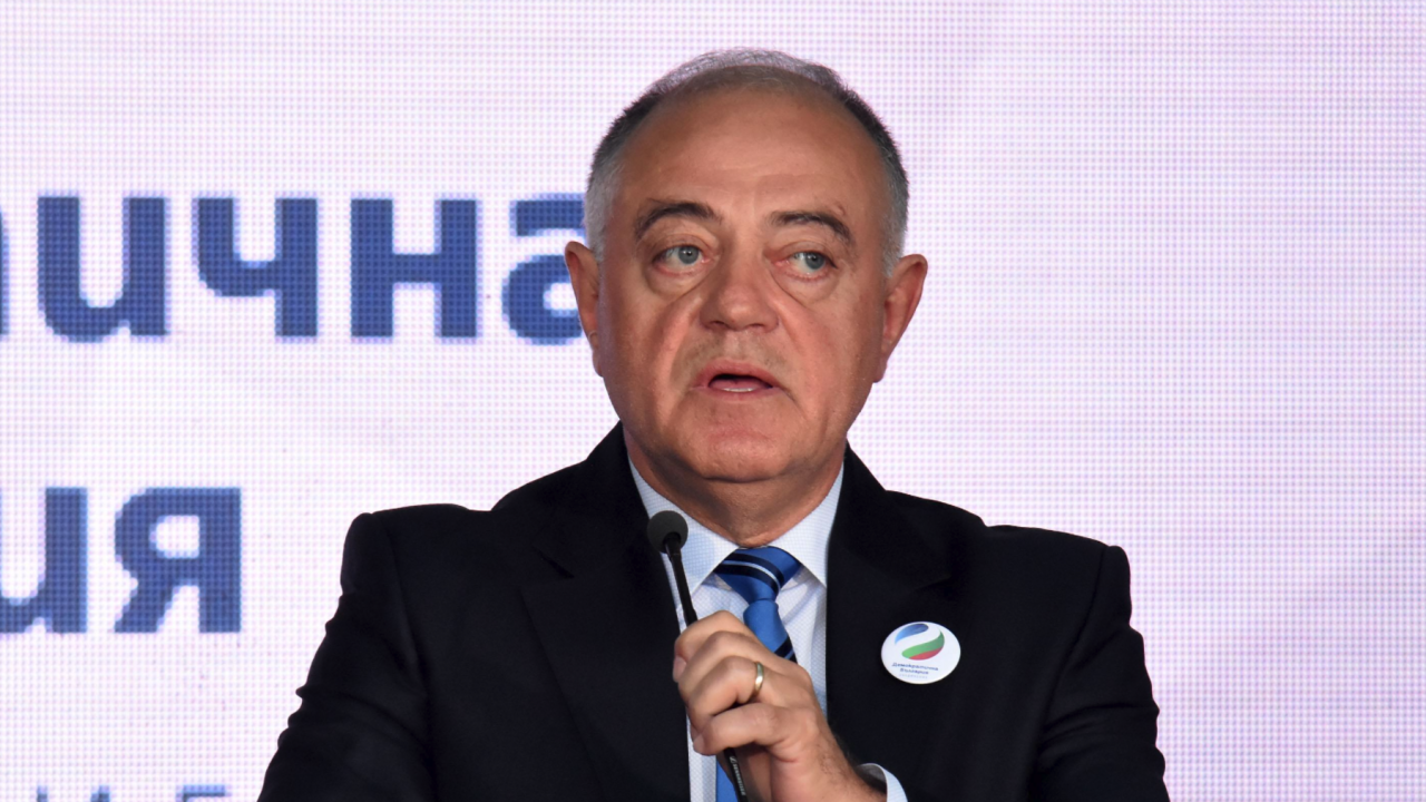 Ген. Атанасов за кабинета на ИТН: Прибързаното предлагане на спорен състав на правителство създава риск
