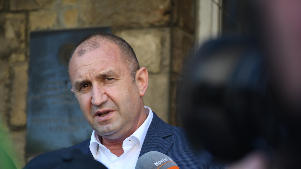 Радев поздрави своя колега Еманюел Макрон по случай Националния празник на Франция