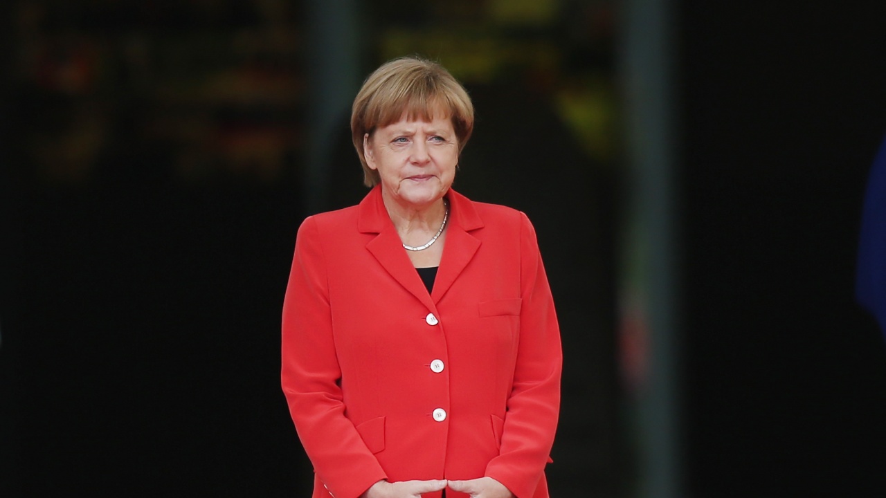 Ангела Меркел носи послание за стабилност при прощалното си посещение в САЩ