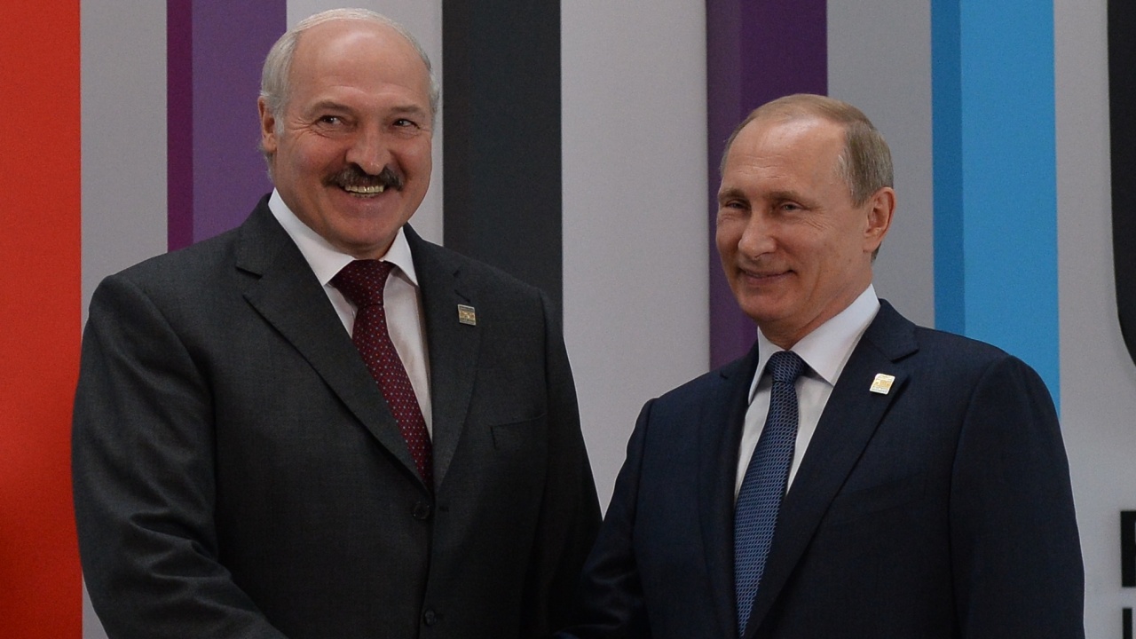 Путин и Лукашенко обсъдиха подкрепа за икономиката на Беларус на фона на западните санкции