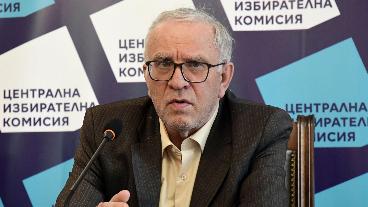 Цветозар Томов разкри:  Има политически натиск от партии върху ЦИК 