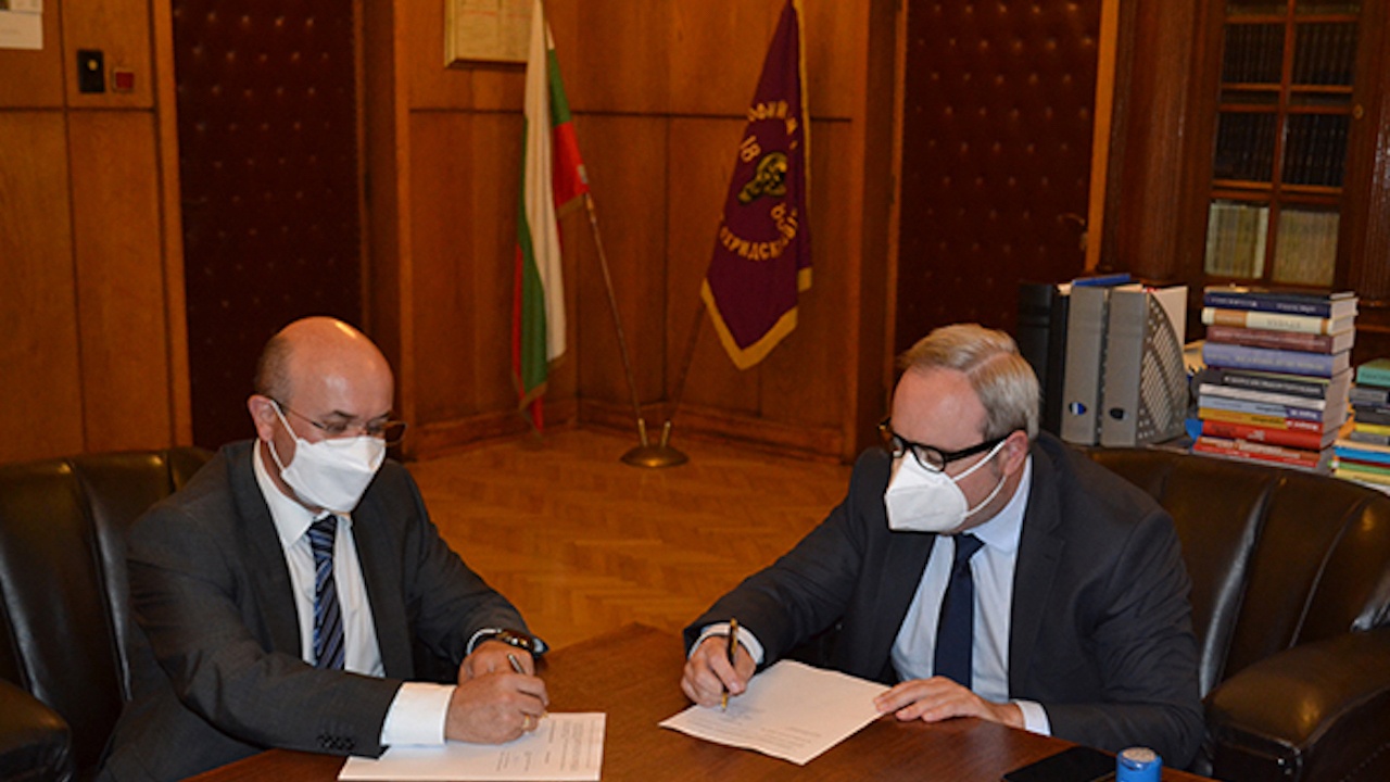 Софийския университет и Българската фондова борса подписаха споразумение за сътрудничество