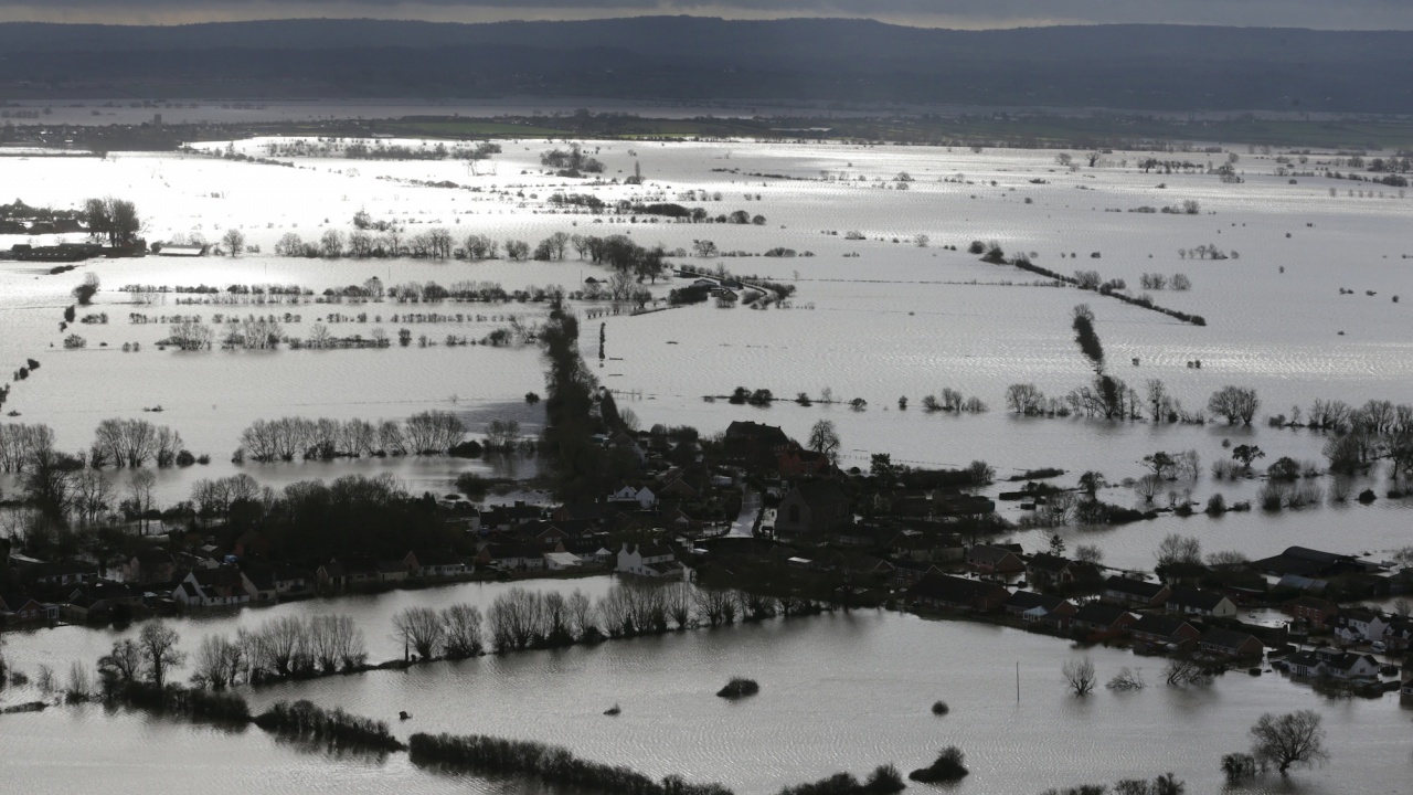 Броят на жертвите на наводненията в Белгия нарасна на 37