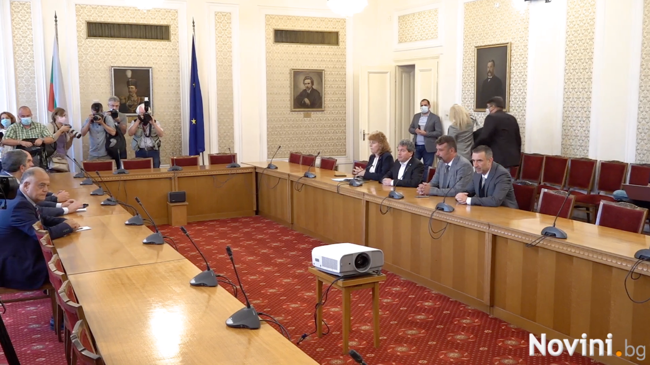 Тошко Йорданов преди срещата с ДБ: Трябва да дадем добър знак за ново правителство! Изчегъртването на ГЕРБ е задача номер 1