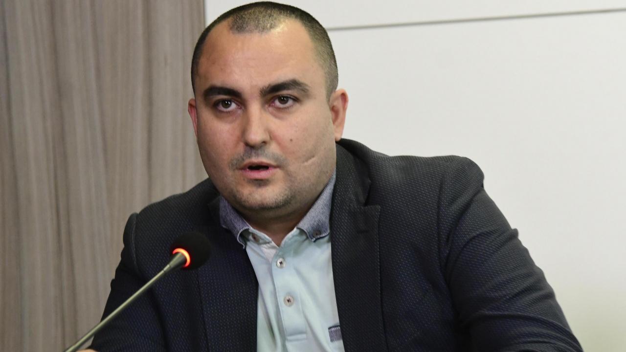  Депутатът от ГЕРБ Александър Иванов: Новият кабинет ще има кратък живот като този на Орешарски