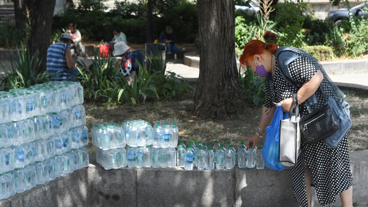 Община Кубрат осигурява безплатна минерална вода в горещините