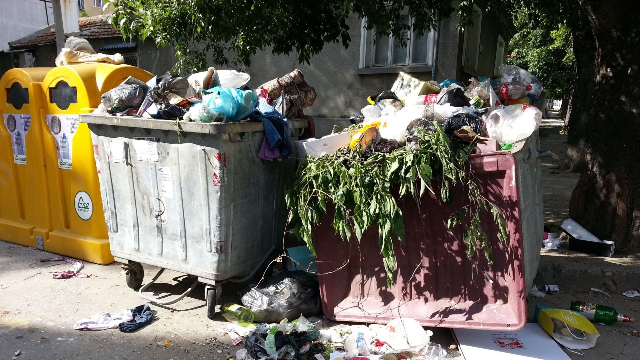 Община Варна глоби със 170 000 лева сметопочистващата фирма на града