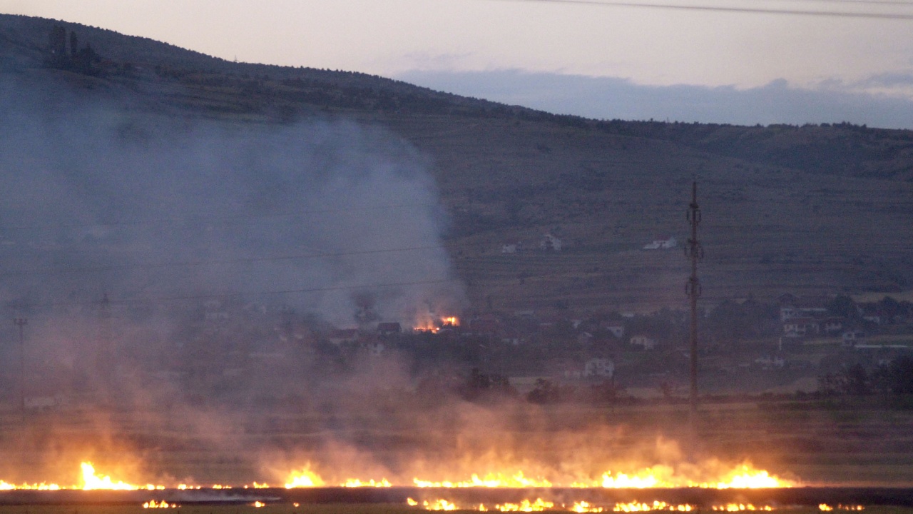 Пожарите в Северна Македония не стихват