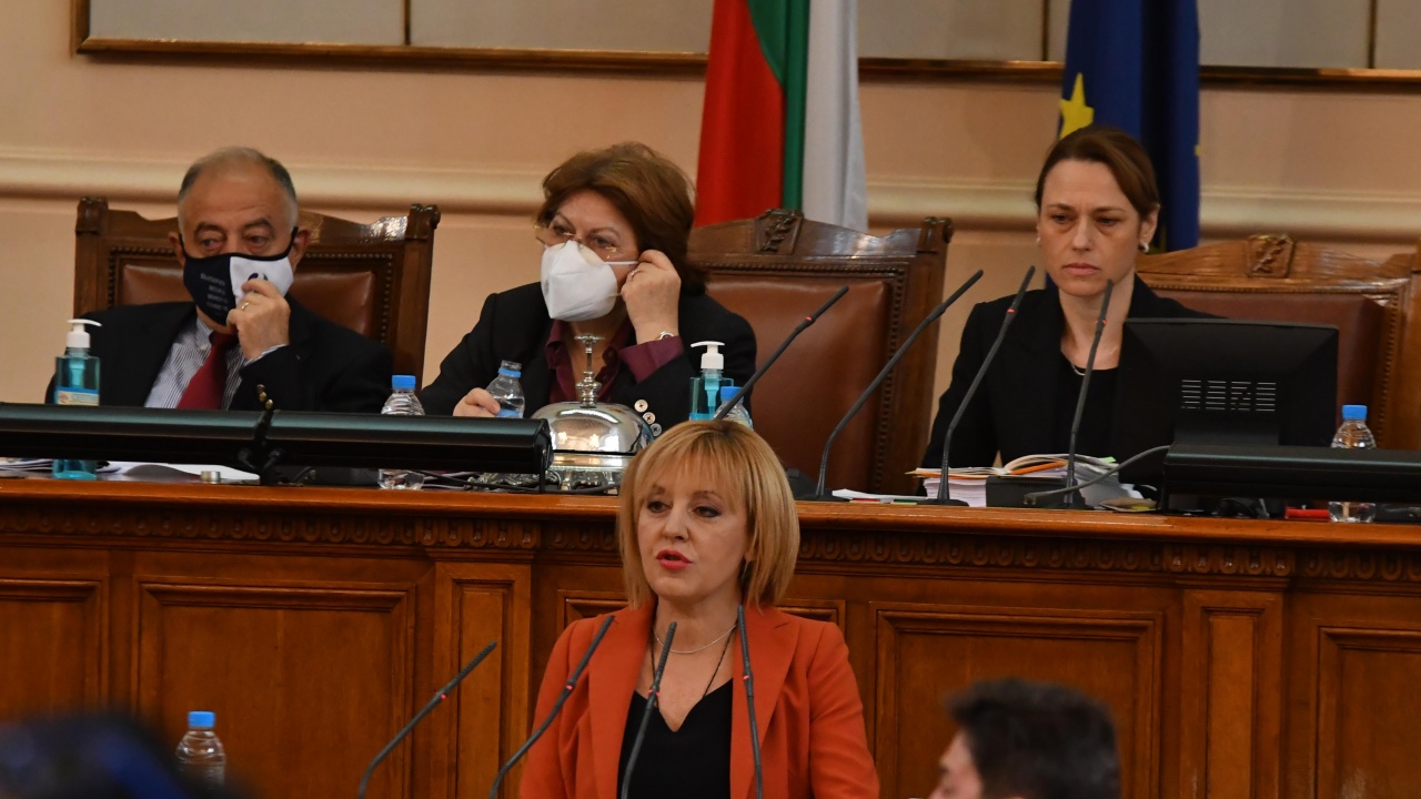 Мая Манолова: Ще положим всички усилия да се сформира правителство с третия мандат