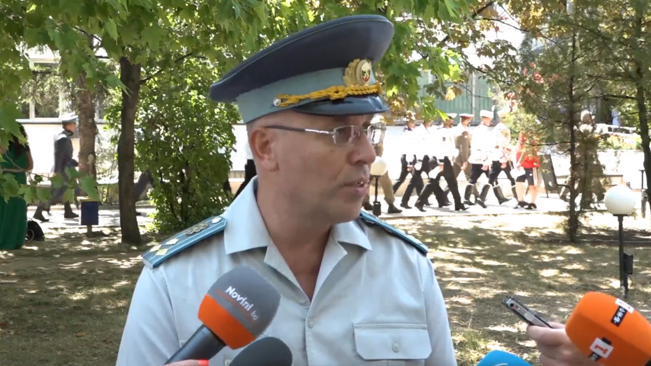 Доц. Димов, ВМА: Очаквам с настъпването на новата COVID вълна хората да преосмислят решението си за ваксинация