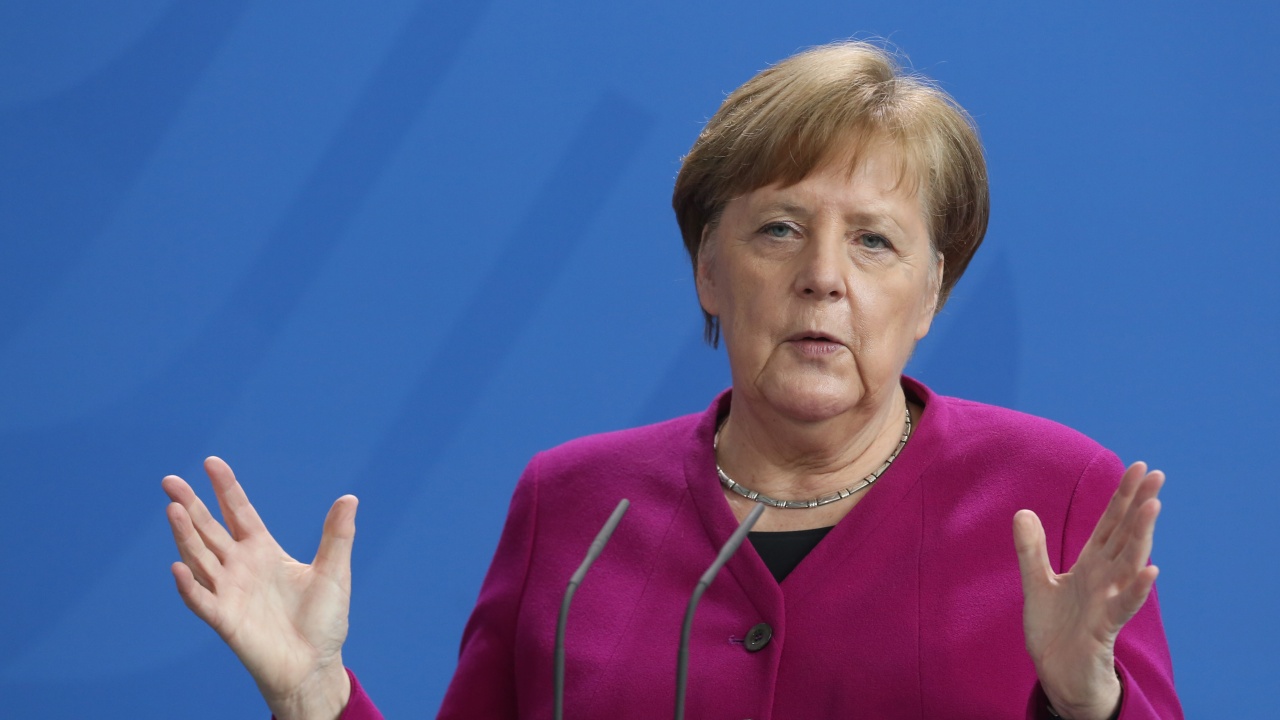 Меркел определи ситуацията в Афганистан като "горчива, драматична и ужасяваща"