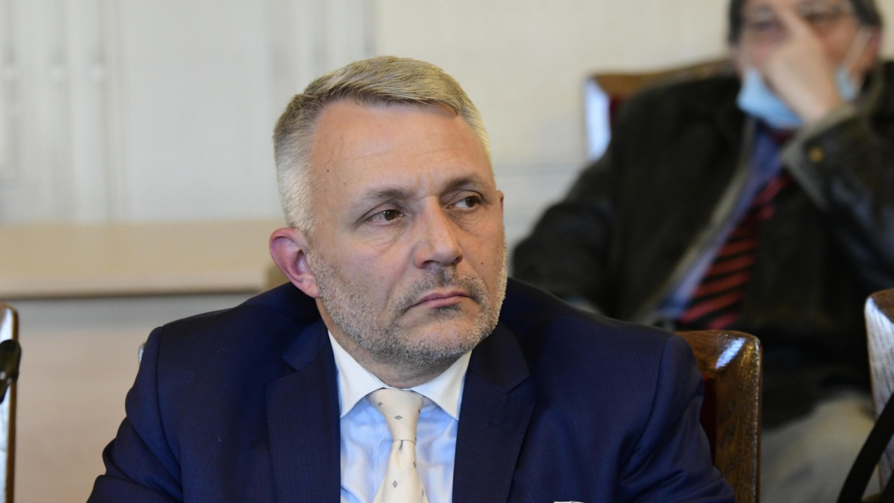 Хаджигенов: Никой няма да подкрепи БСП, ако получи третия мандат