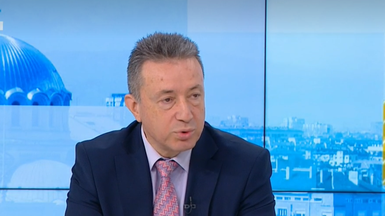 Стоилов: Виждаме нещо странно - най-голямата партия се обявява за опозиция, без да има управляващи