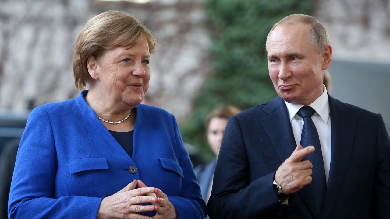 Меркел и Путин обсъждат ситуацията в Афганистан и Беларус