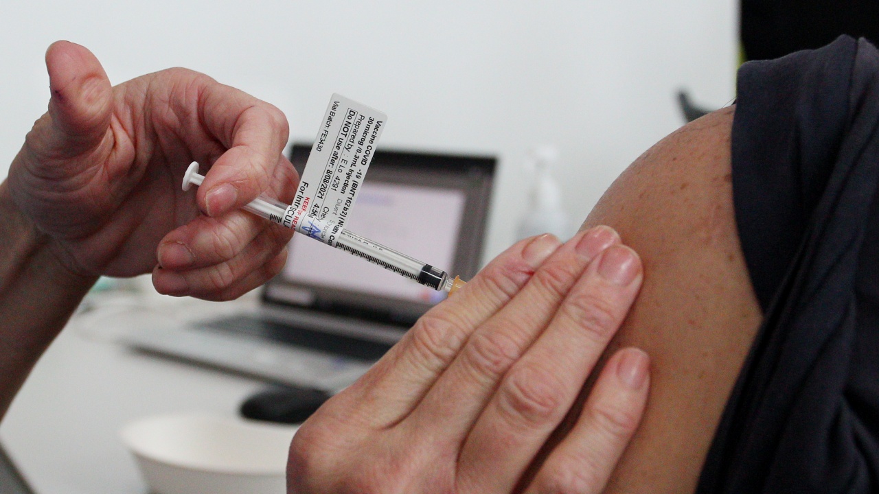 Китай дари 300 000 дози ваксини срещу COVID-19 на Етиопия
