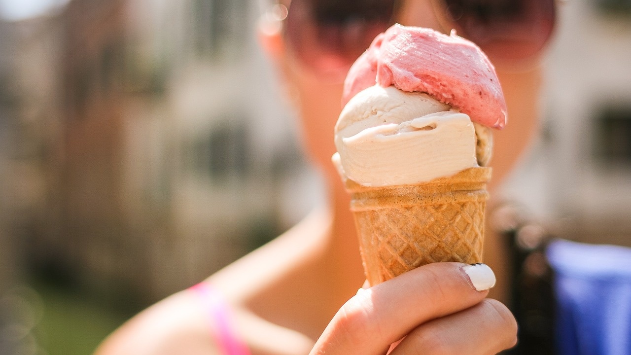 12 тона сладолед с канцерогенно съдържание е продаден в Албания